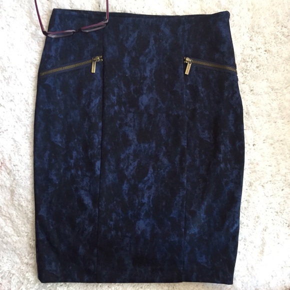 Michael Kors Dresses & Skirts - Michael Kors Blue Marble Zipper Pocket Skirt